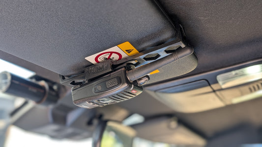 Handheld UHF Visor Mount