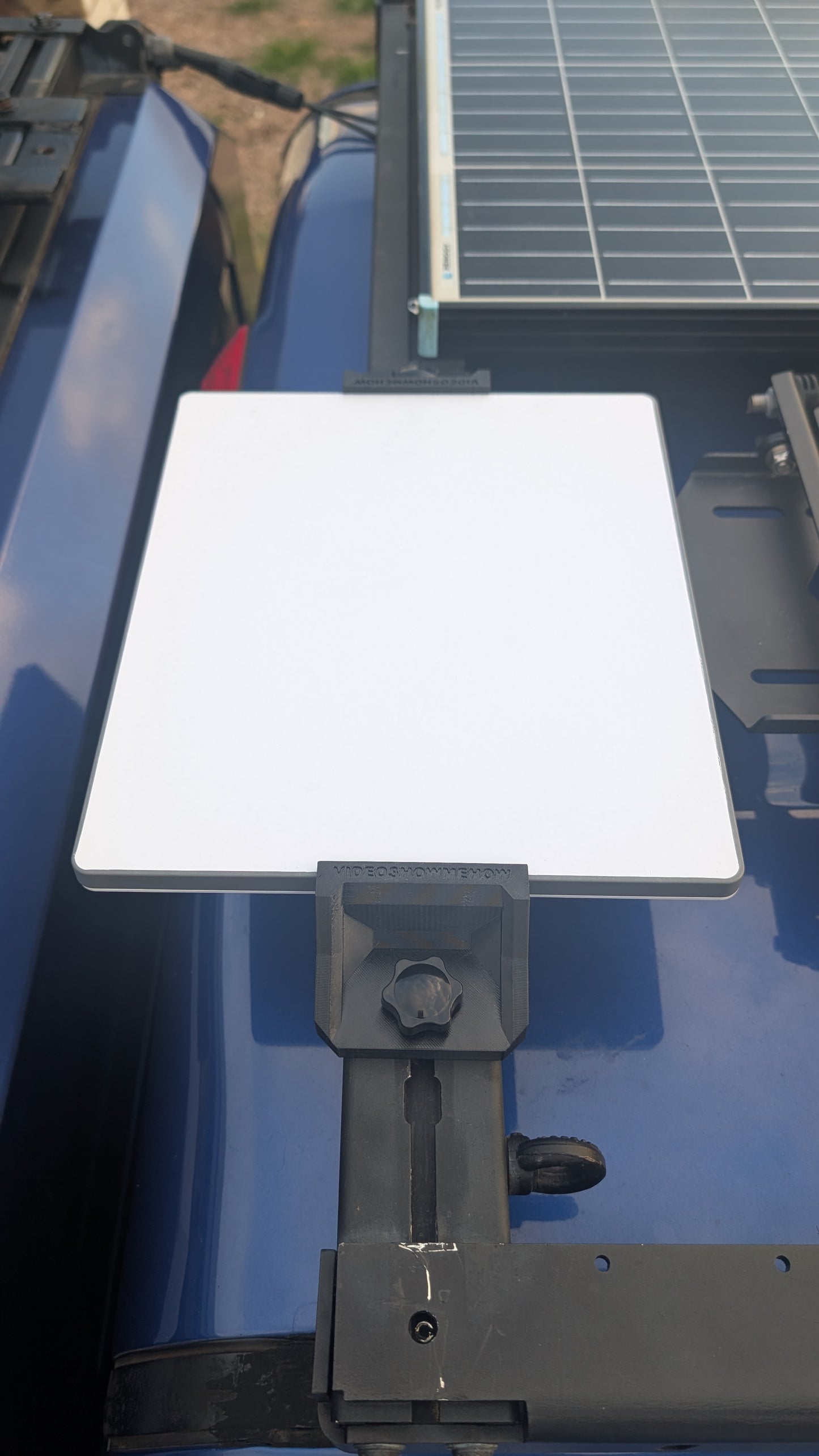 STARLINK Roof Rack Rhino Pioneer Flat Rack 3-Point Mounting System | Suits most Roof Rack Types