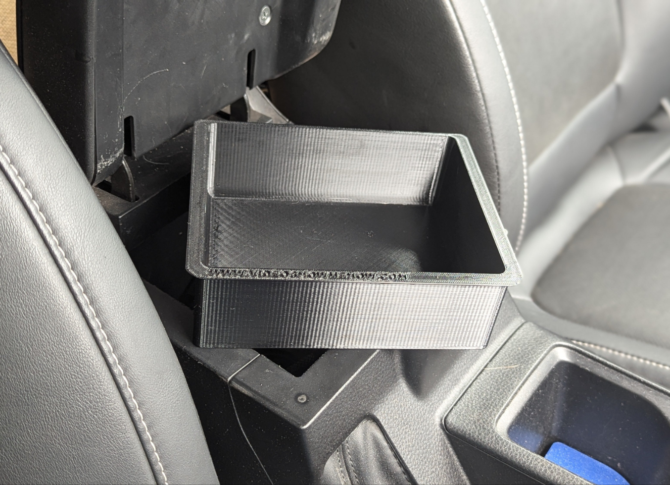 Isuzu D-MAX / Mazda BT50 (MY21+) DEEP PAN Centre Console Tray Armrest Storage - 50mm Deep