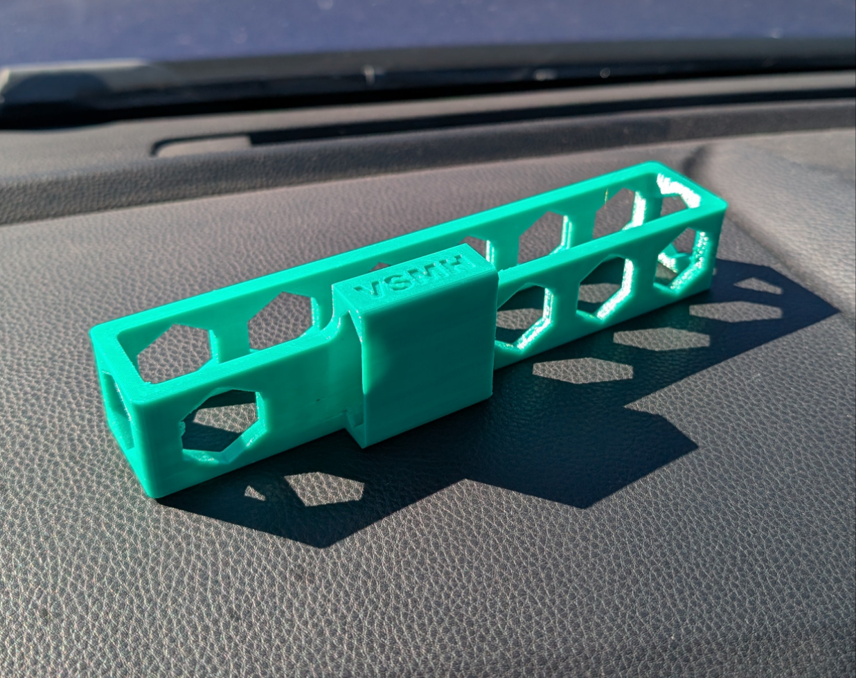 Handheld UHF Visor Mount