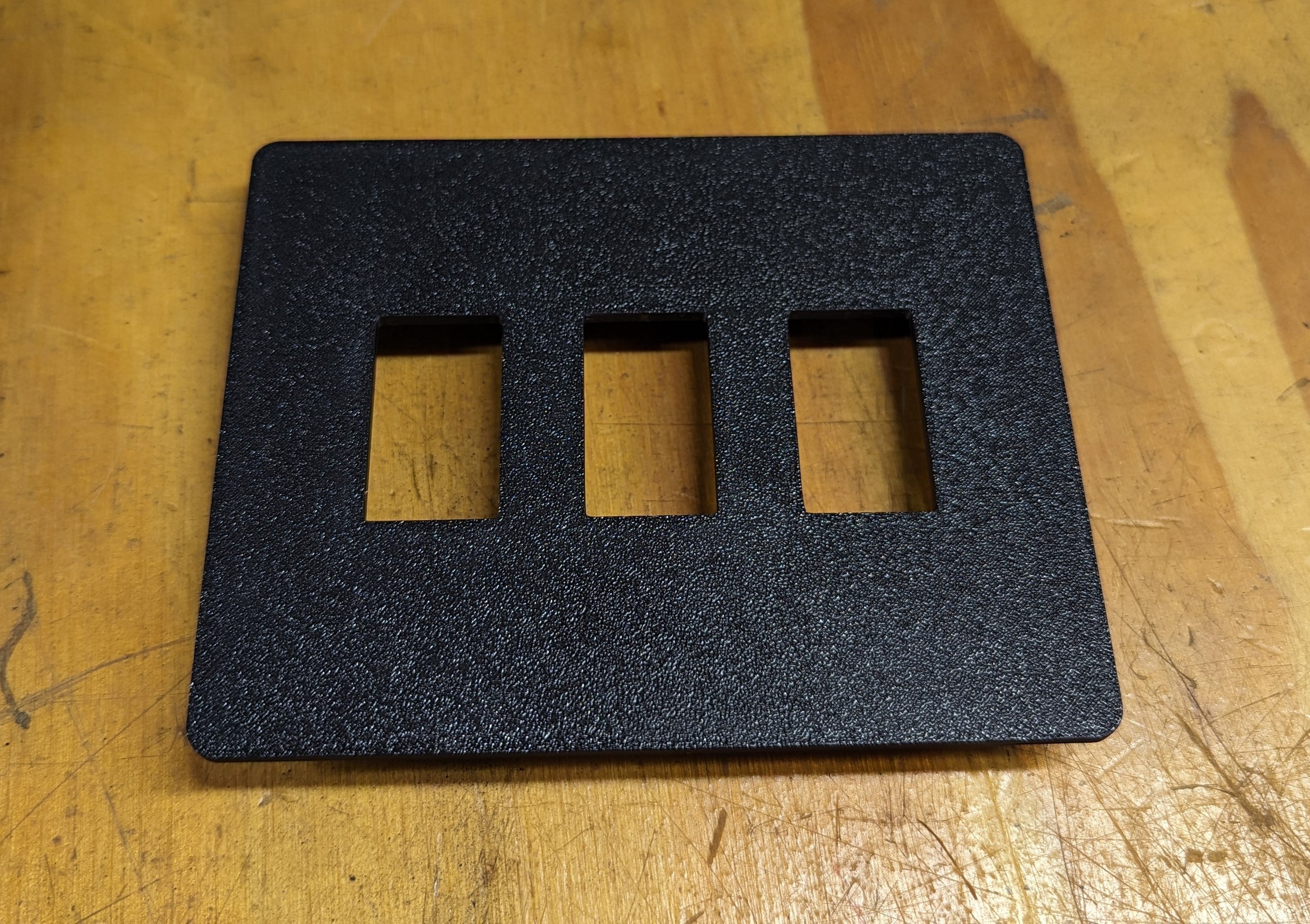 Isuzu D-MAX / Mazda BT50 (MY21+) Rocker / Carling Switch Panel - 3 Hole