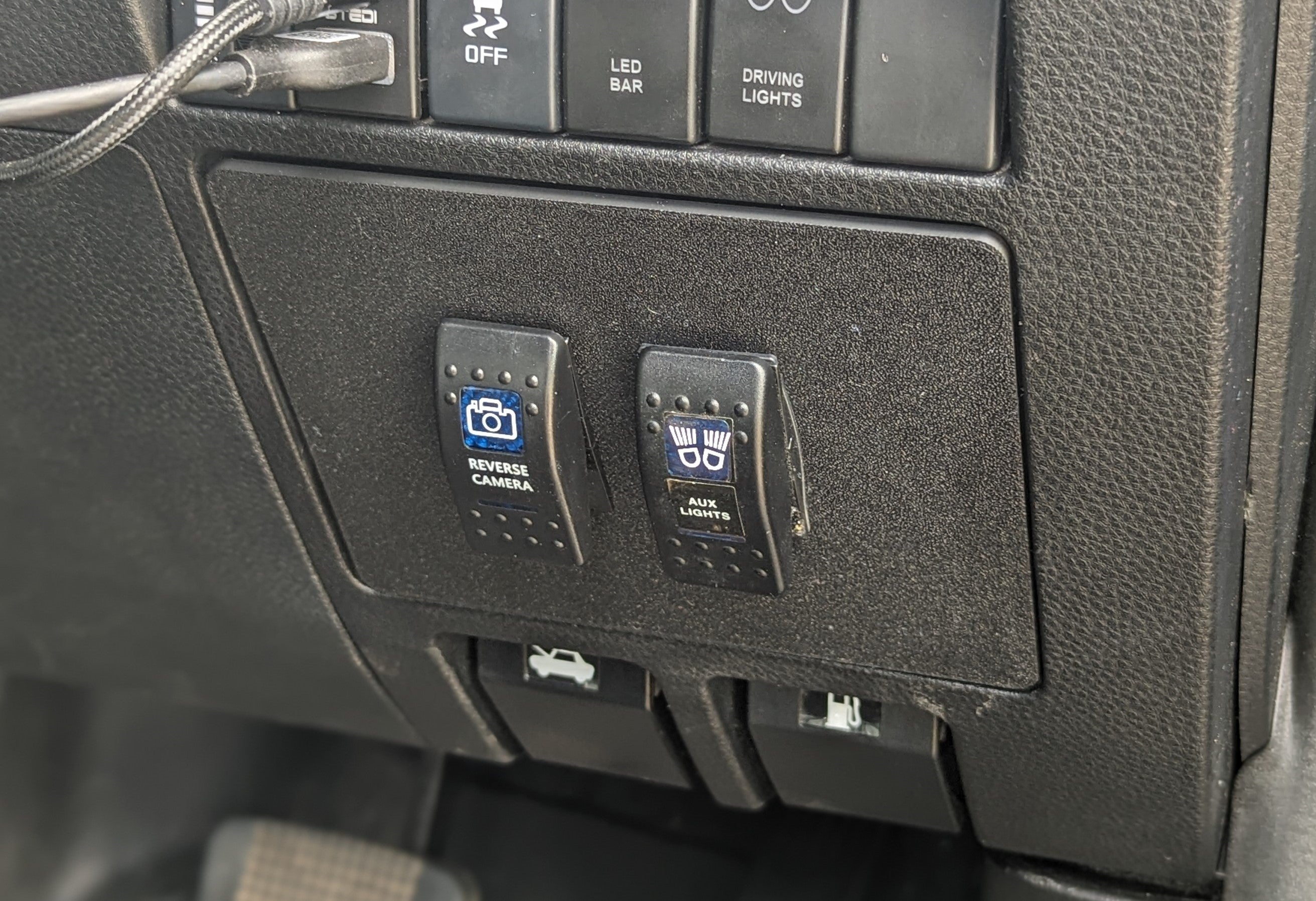 Isuzu D-MAX / Mazda BT50 (MY21+) Rocker / Carling Switch Panel - 2 Hole