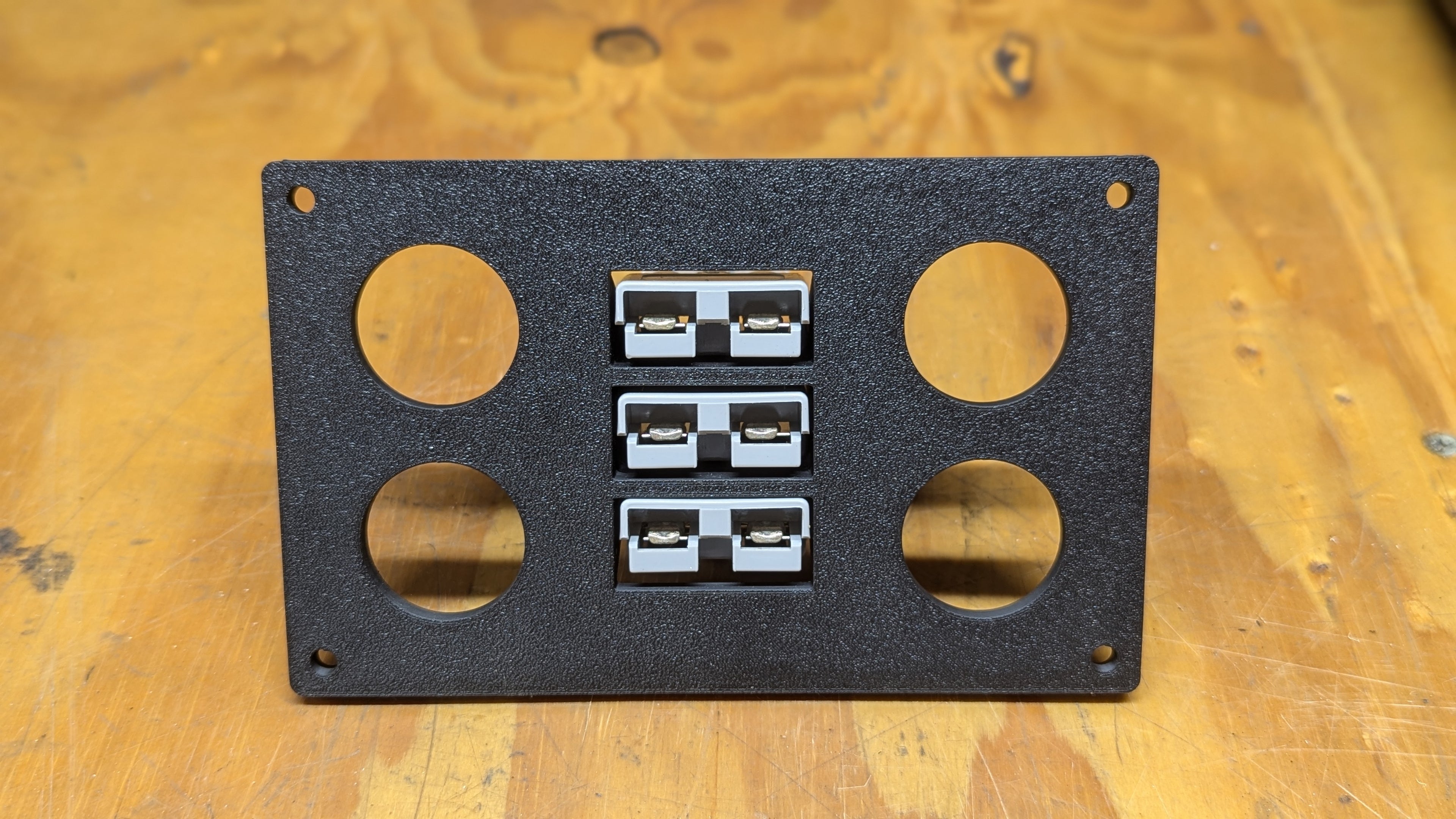 Flush Mount 12v 4x Socket 3x Anderson 50amp Plug Panel (Includes 3x Anderson style connectors)