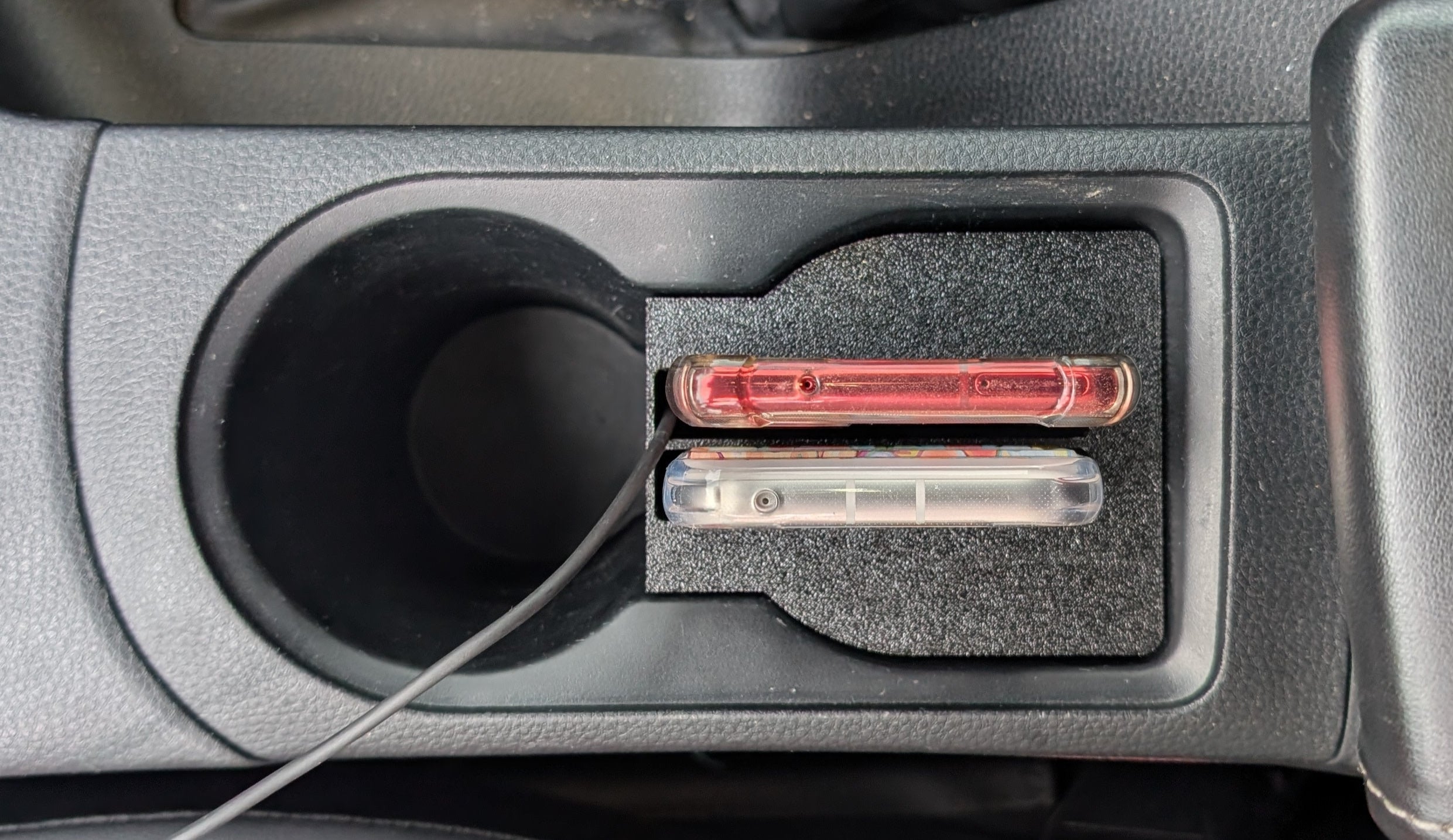 Isuzu D-MAX / Mazda BT50 (MY21+) Dual WIRELESS CHARGER PHONE HOLDER